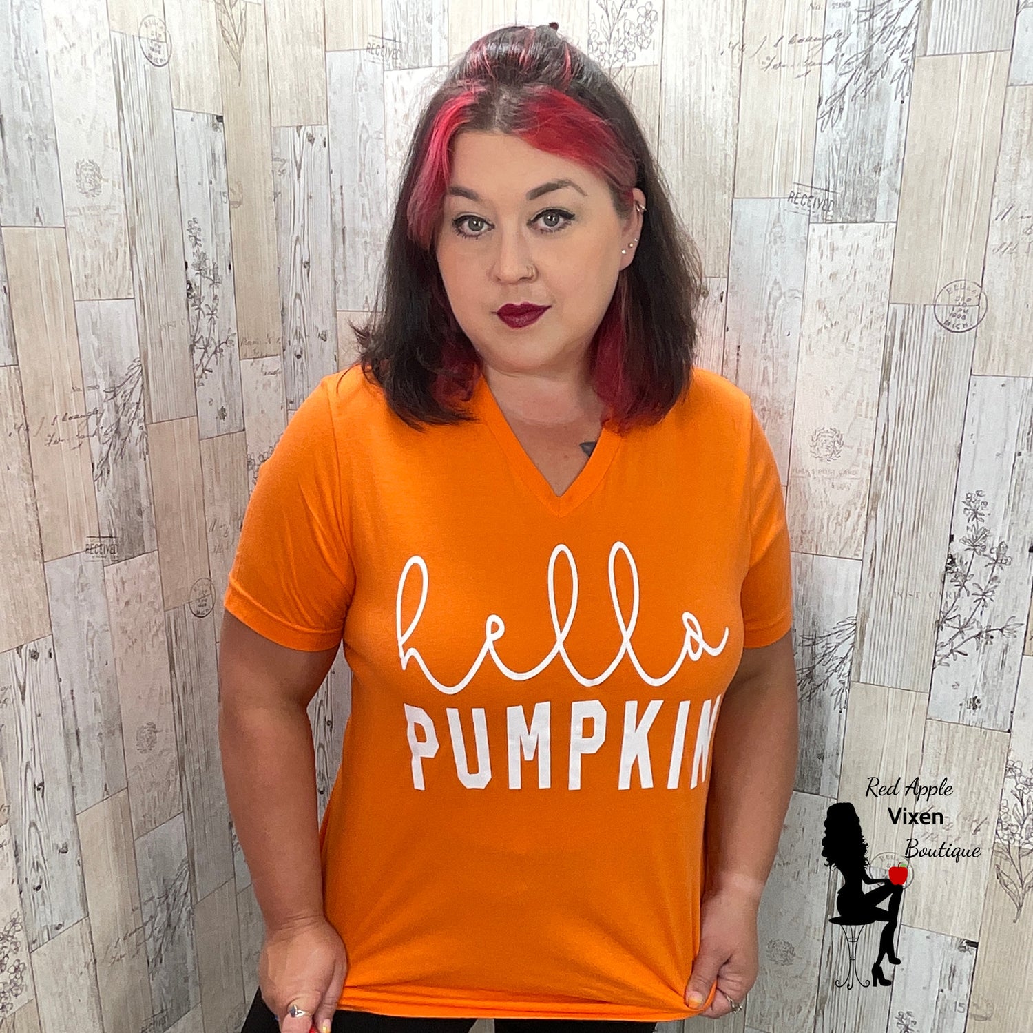 Hello Pumpkin Graphic Tee - Sassy Chick Clothing