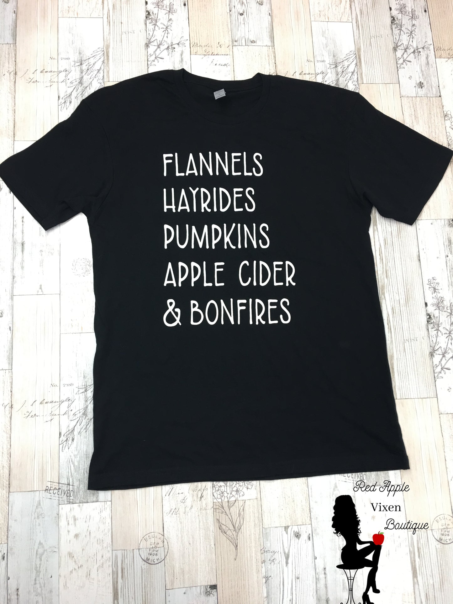 Fall Favorite Graphic Tee - Red Apple Vixen Boutique