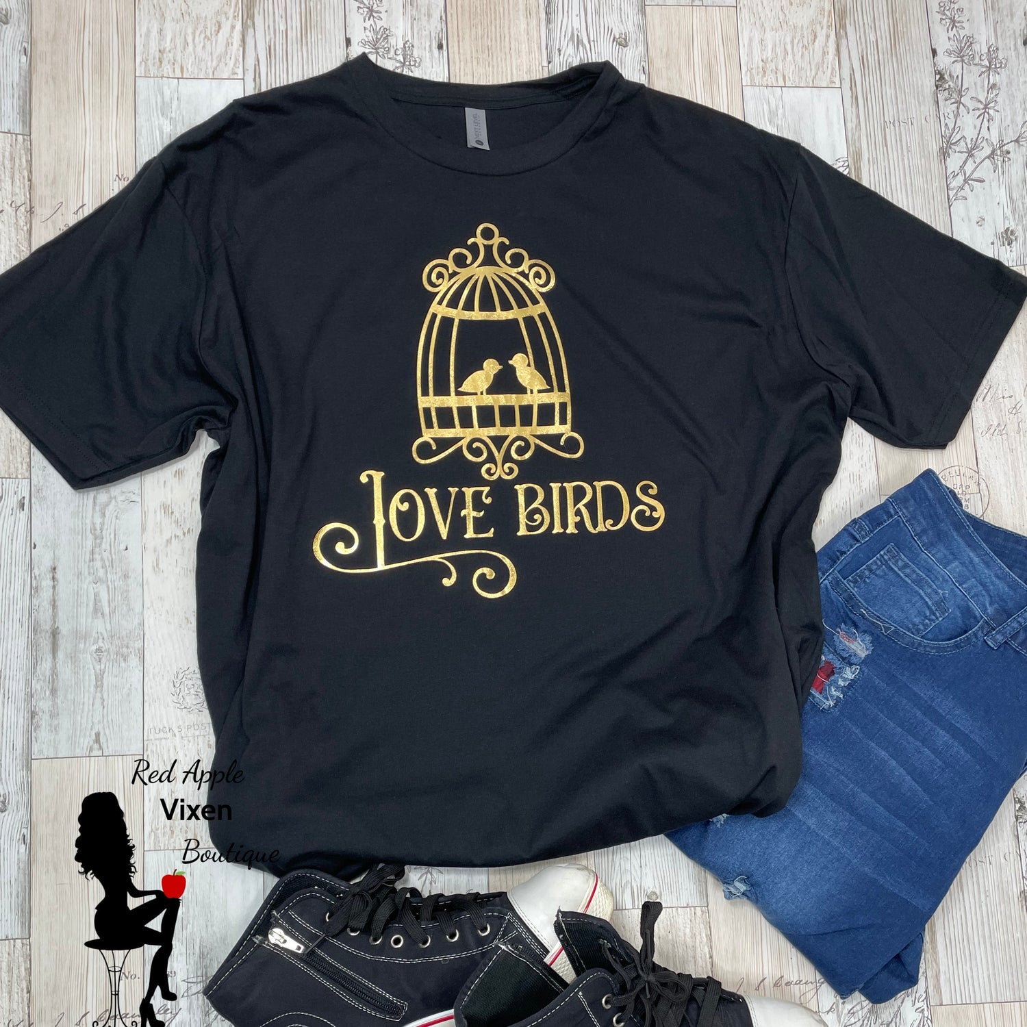 Love Birds Graphic Tee - Sassy Chick Clothing
